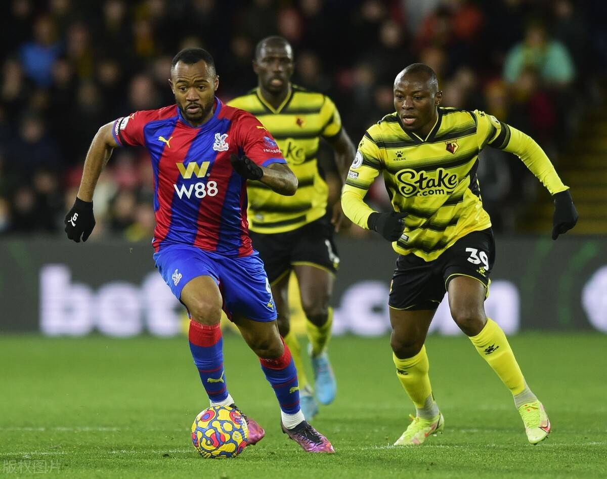 伯恩利主场不敌水晶宫,难抵对手猛烈攻势的简单介绍 伯恩利主场不敌水晶宫,难抵对手猛烈攻势的简单介绍