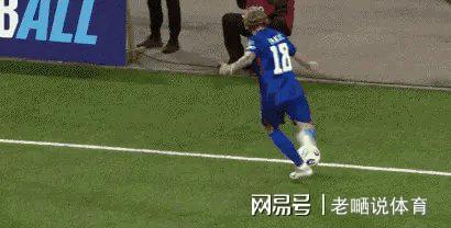 意大利主场横扫土耳其,轻松晋级欧预赛八强 意大利主场横扫土耳其,轻松晋级欧预赛八强